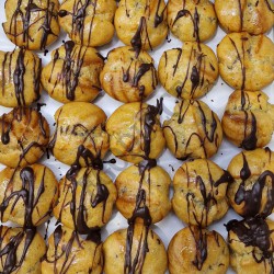 Profiterol chocolate 1.6 kg...